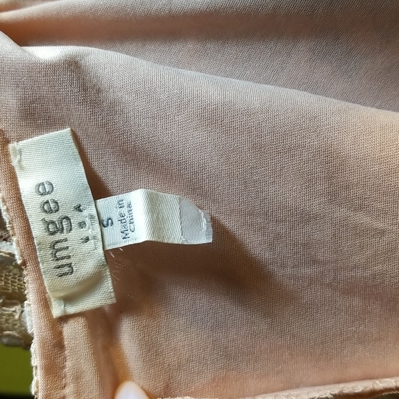 Champagne color lace dress back zipper Sz ( S ) - Picture 7 of 7